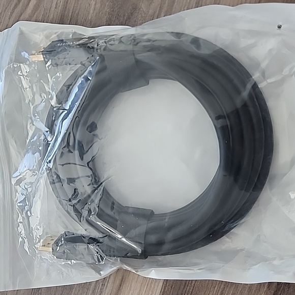 8K DisplayPort Cable 16.6 ft - Picture 9 of 9